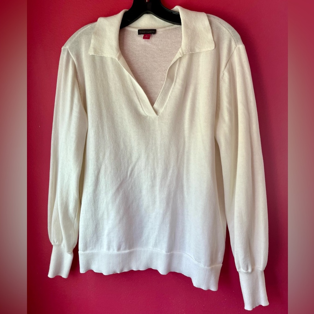 Vince Camuto Long Sleeve White Collared V-Neck